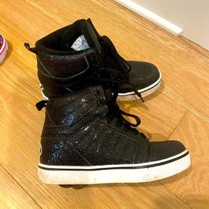 Kids high top Heely’s size 3